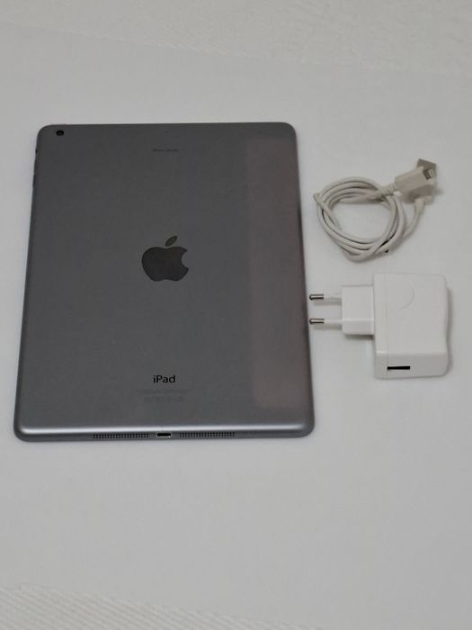 Apple iPad Air  Modelo A1474 9.7" | Cinzento Sideral, WiFi | Impecável