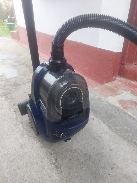 Пилосос Bosch б/у на запчастини