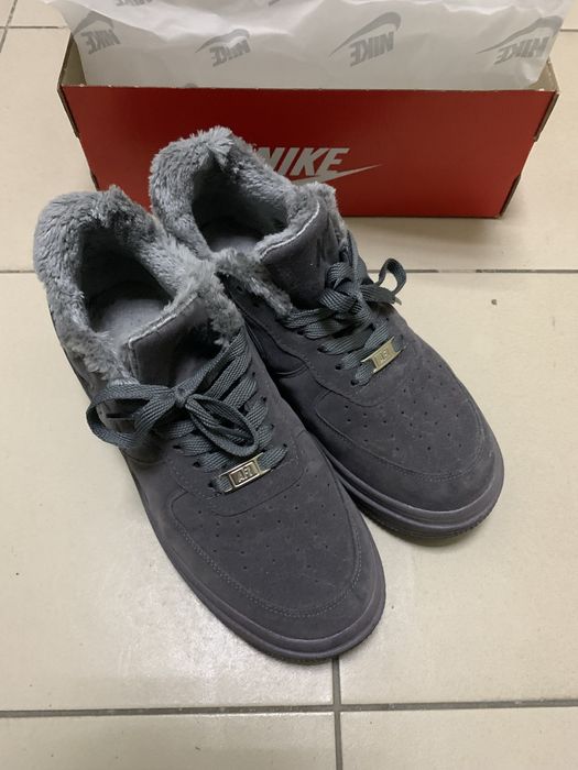 Кросівки nike сірі