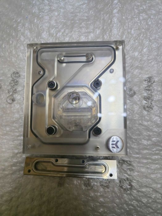 EKWB Monoblock для ASUS ROG Rampage VI Extreme X299 / LGA2066 волоблок моноблок