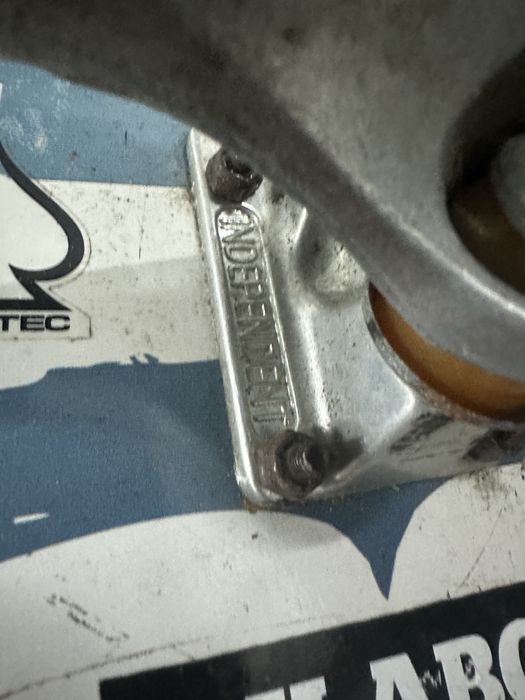 Skate profissional em otimo estado