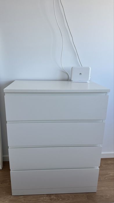 Cómoda 4 gavetas MALM IKEA