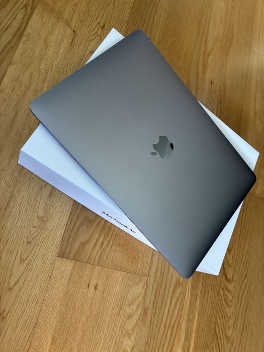 MacBook Air M1 13.3"64738872559106120