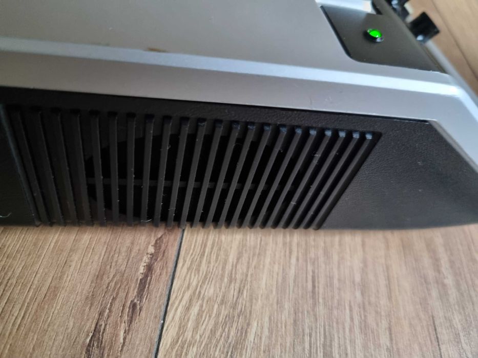 Magnetofon Sanyo zabytkowe