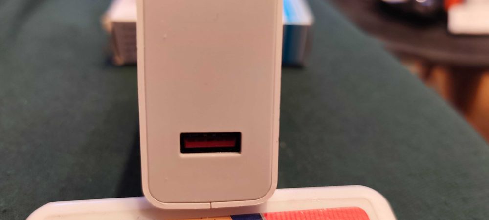 Szybka ładowarka 120w plus kabel USB C do smartfon.tablet