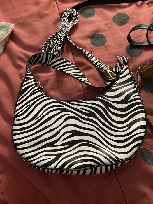 Mala completamente nova