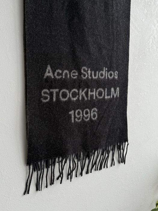 Acne Studios Stockholm 1996 двосторонній шарф