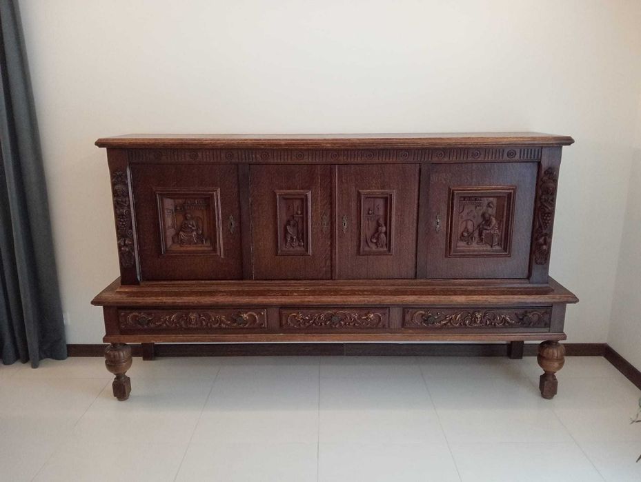 dwie komody rzeżbione