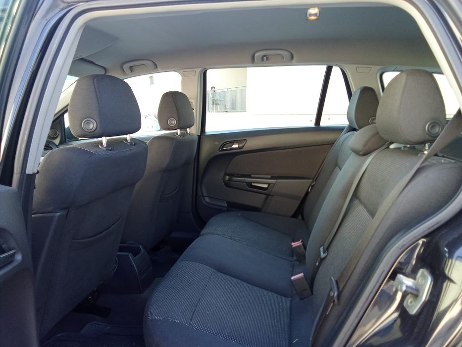 Opel Astra 1.4 caravan