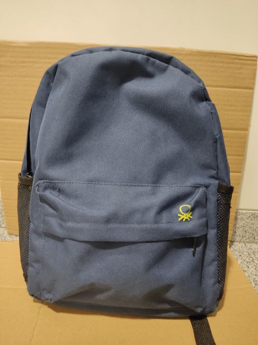 Mochilas Benetton Rosa e Azul