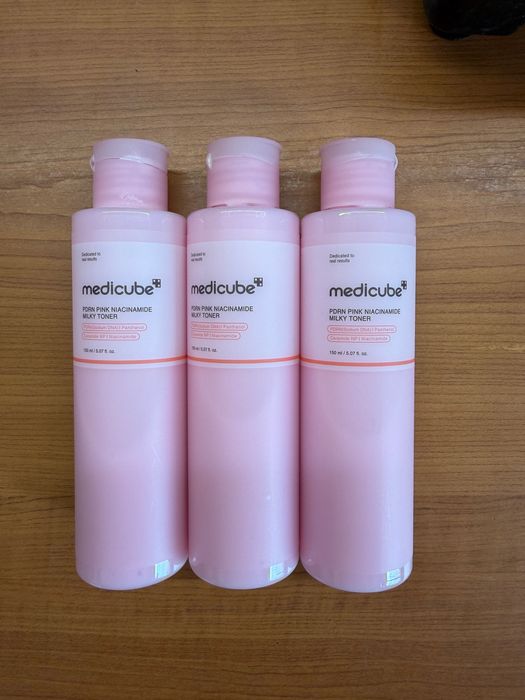 Уцінка 65% Medicube PDRN Pink Niacinamide Milky Toner 150 мл тонер оригінал