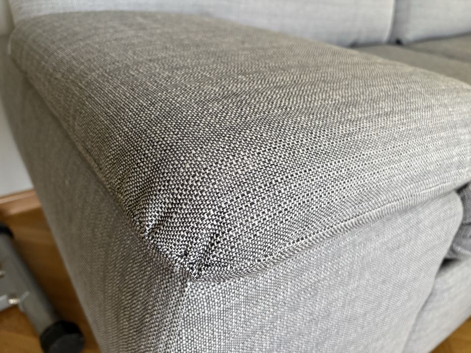 Kanapa rozkladana popiel