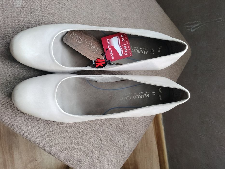 Buty damskie na obcasie Marco Tozzi