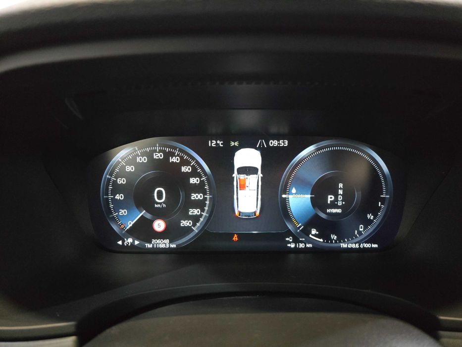 Volvo V90 T8 PHEV Momentum