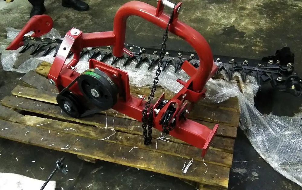 Продам косилку сегментну пальцеву 140 см. + Зап. Полотно + Кардан