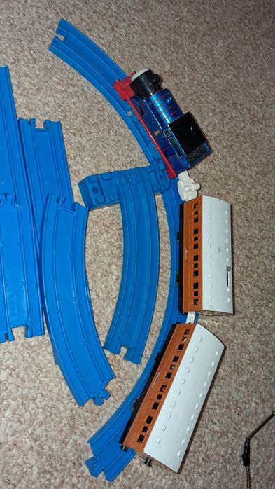 Залізна дорога Tomy