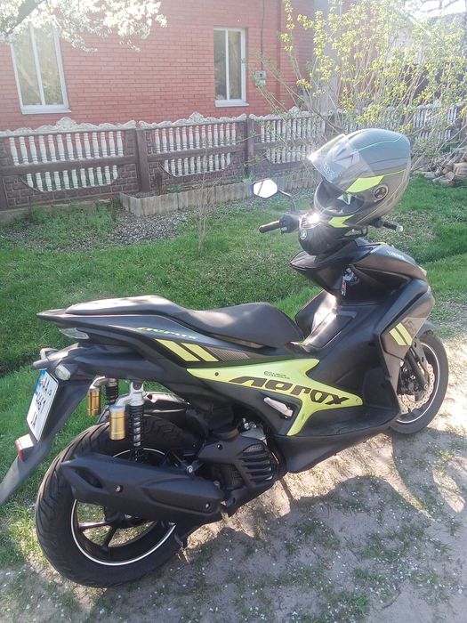 Продам Yamaxa aerox