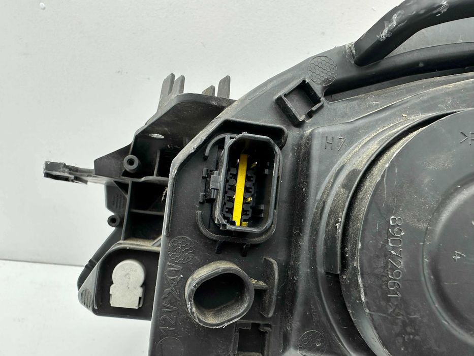 Ótica / Farol Direita - Peugeot 508