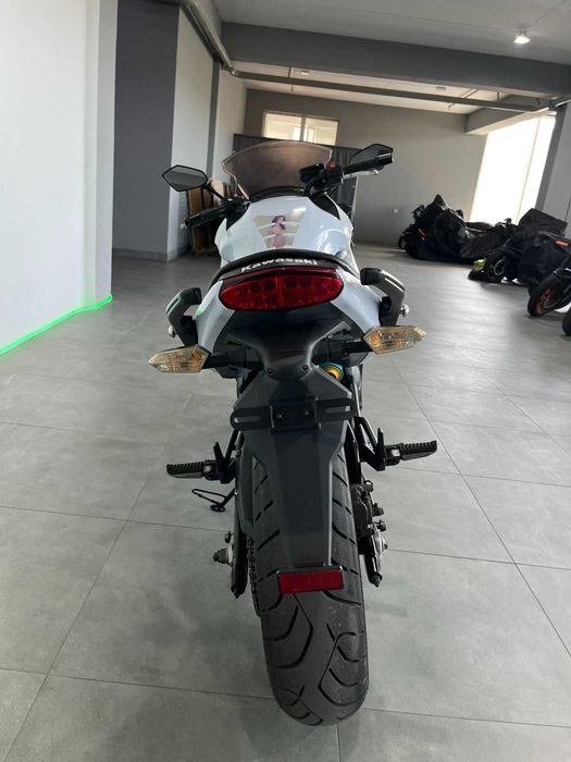 Kawasaki ER6F