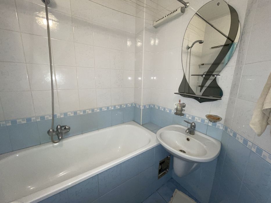 Продам 2 комн. квартиру с ремонтом