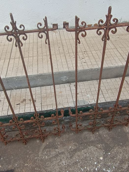Vários artigos antigos