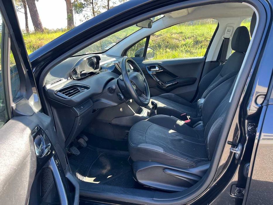 Peugeot 208 1.4 HDI 212 mil klm