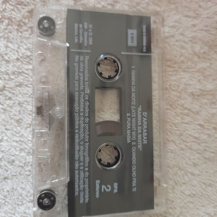 Cassetes de música variada Portuguesa e Estrangeira