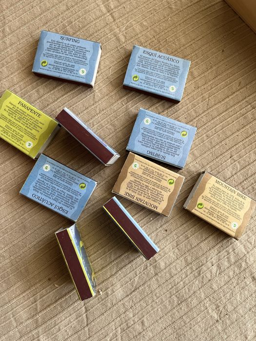 Vendo caixas fosforos para colecionadores e capa samsung nova