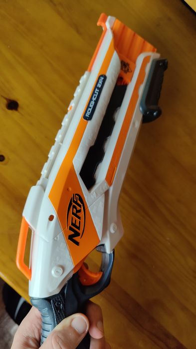 Nerf Elite Rough Cut 2x4