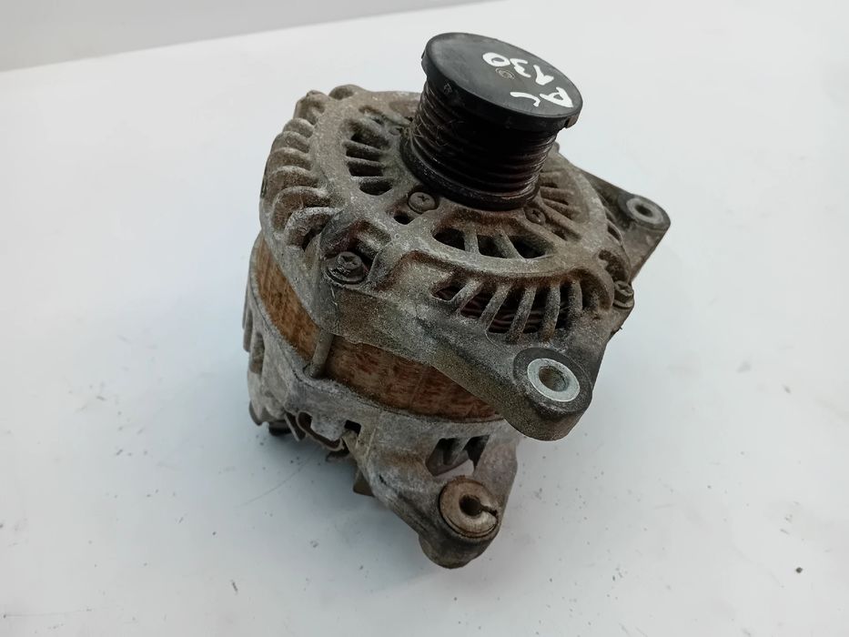 Alternador NISSAN X-Trail (T30)