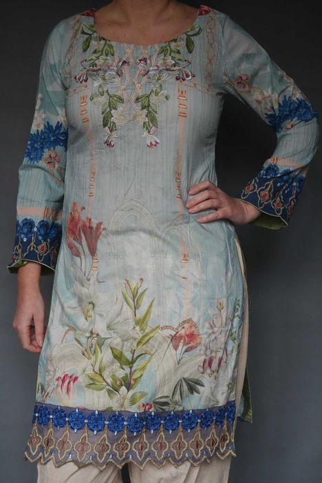 Туника индийская, сари