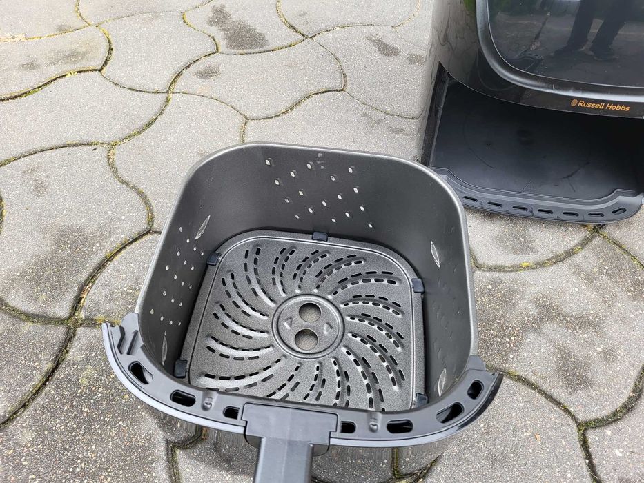 Frytkownica airfryer Russell Hobbs 27170 o mocy 1800w 8 litrów nowa