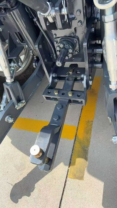 Трактор колісний БІЗОН 1104