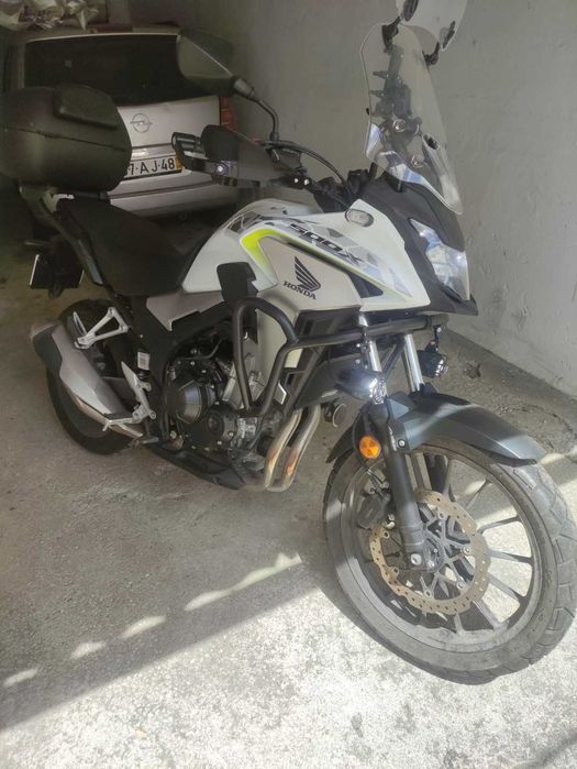Honda CB 500X de 2020 com 5860km