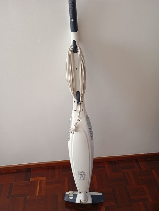 Aspirador vertical