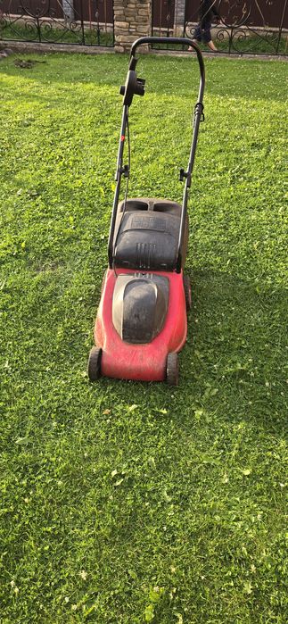 Газонокосилка з Італії