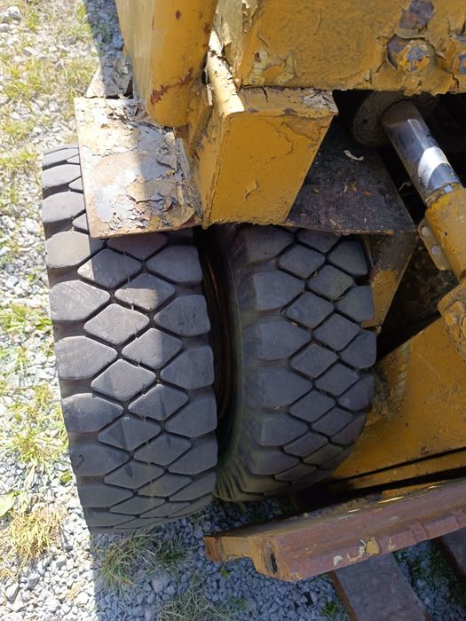 Продам погружчик балканкар 2733 бензин