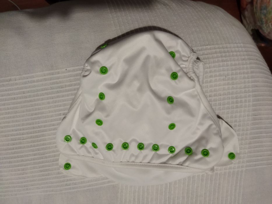 Conjunto de Fraldas Reutilizáveis – Nunca Usadas da B'bies