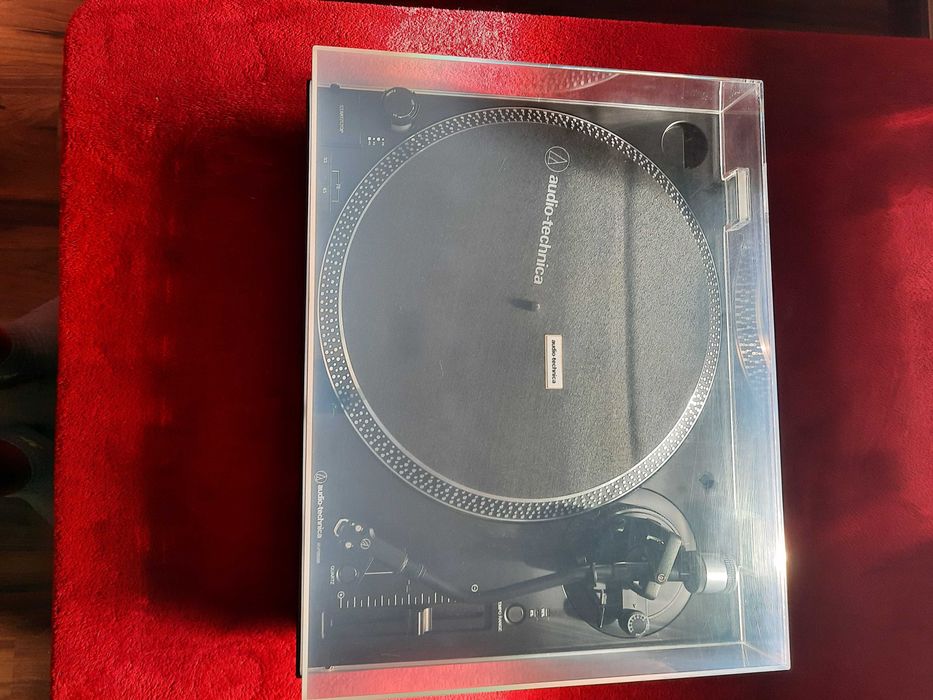 Gira-discos Audio-Technica AT-LP120XUSB