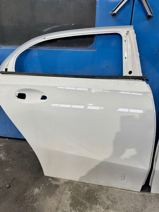 Portas traseiras classe a W177