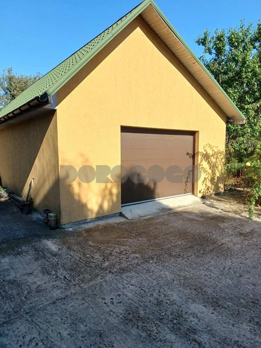 Продаж двоповерхового будинку село Нові Безрадичі