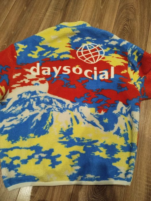 Продам худі daysocial оригінал