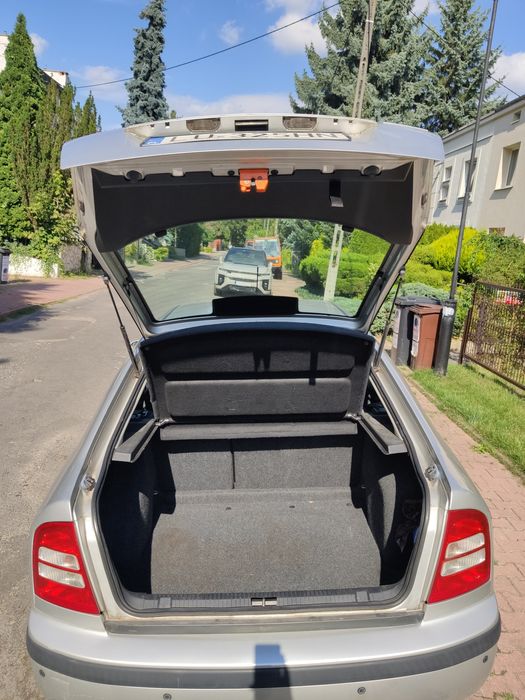 Skoda Octavia 1.6 101 km 2003