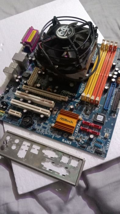 ASRock ALiveNF6G-Glan