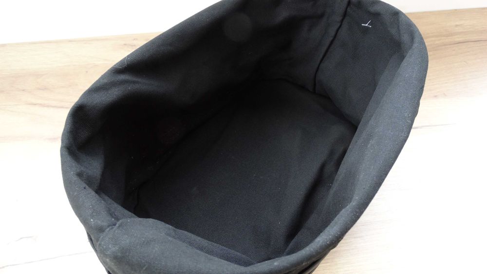 Koszyk metalowy z bawełnianą wyściółką