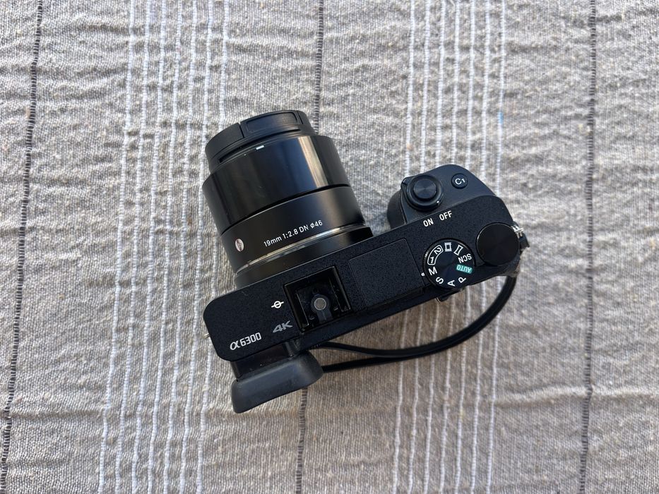 Sony a6300 em bom estado