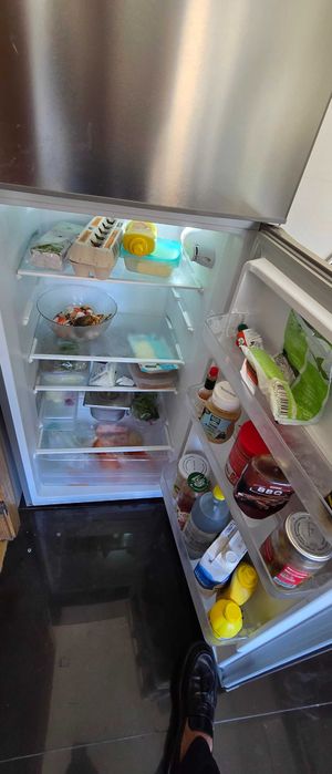 Vendo Frigorífico (comprei à 3 anos) esta como novo