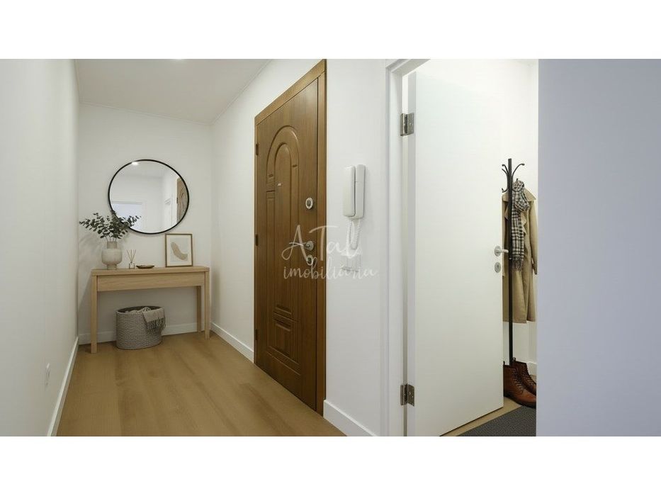 Apartamento T3 Renovado em Almada - Conforto e Modernidade ao Seu A...