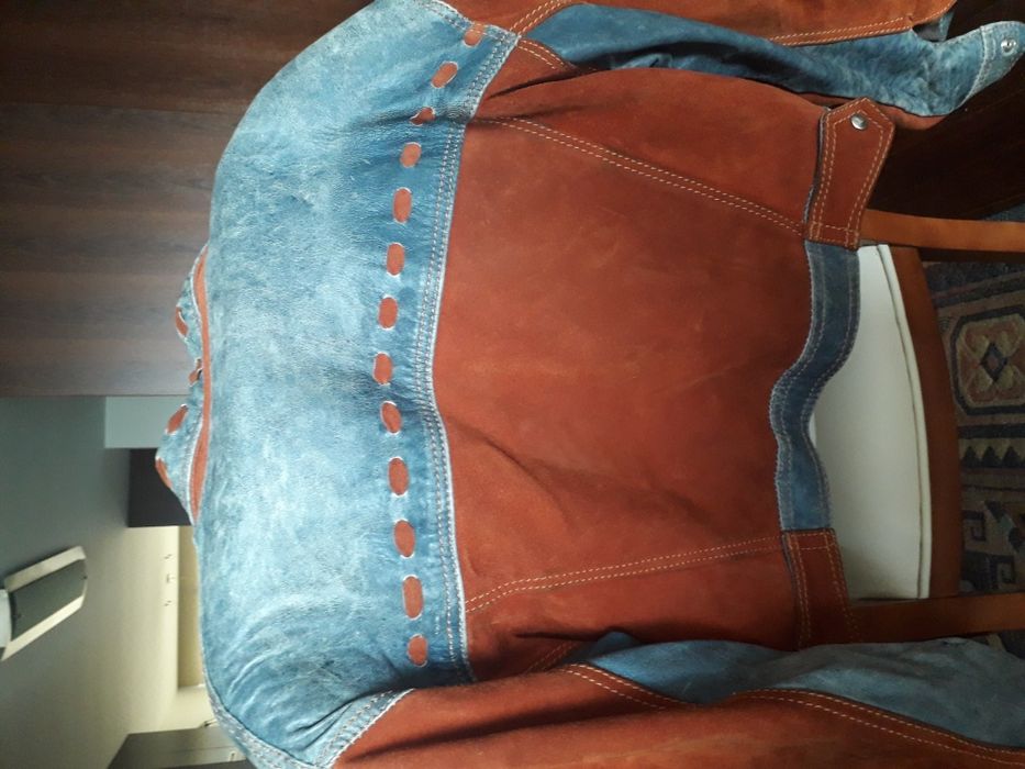 Casaco motard de mulher couro e antílope estilo Café Racer.