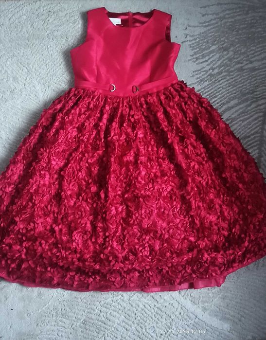 Sukienka American Princess 140 bordiwa cala z kwiatków